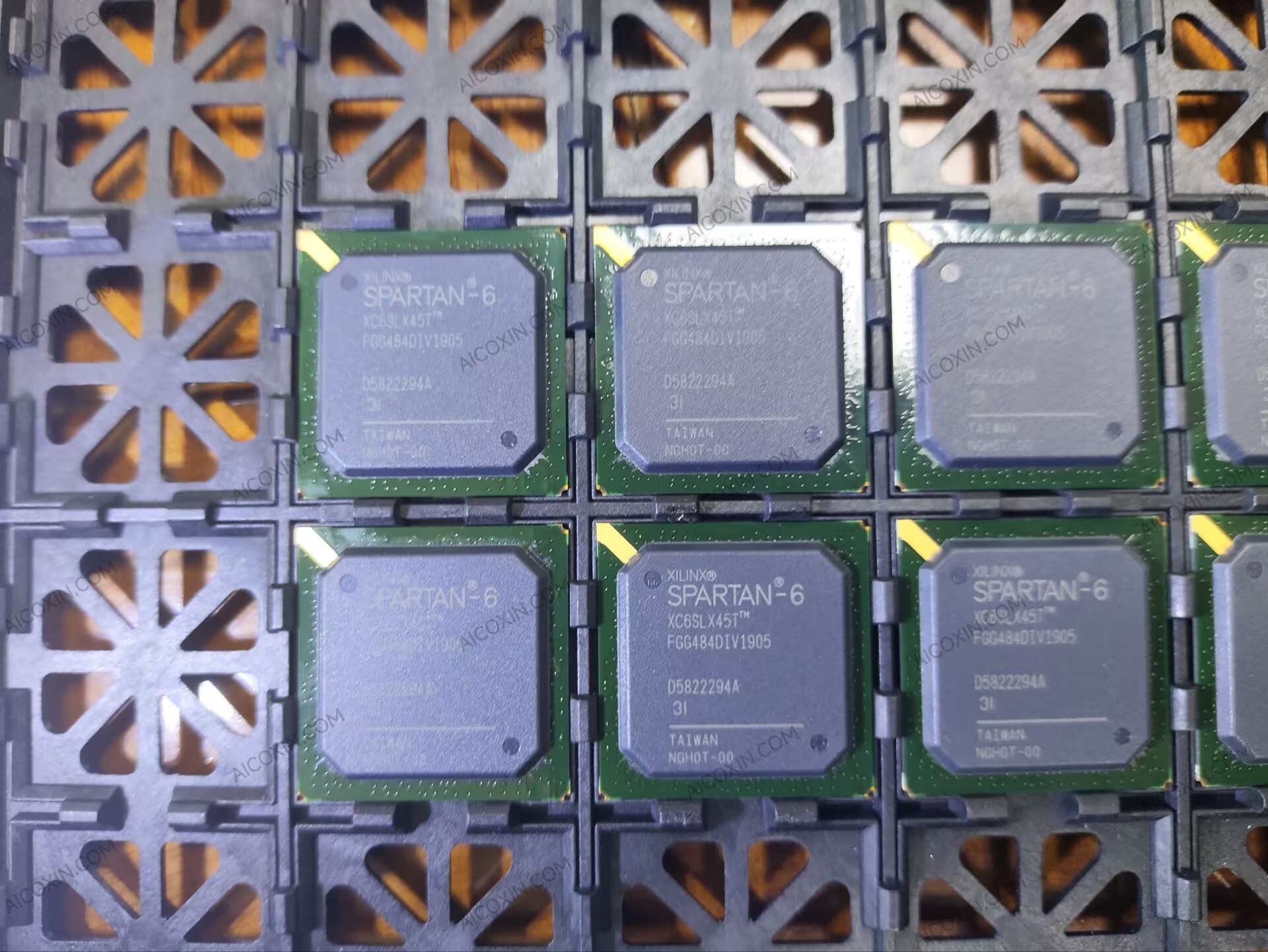 XC6SLX45T-3FGG484I Xilinx Spartan-6 LXT FPGA 43,661 Logic Cells FGG484 Industrial Grade